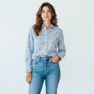 Banana Republic Blue & White Striped Classic Fit Shirt with Lipstick Motif